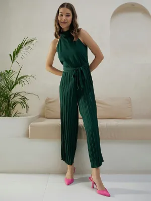 Berrylush Women Solid Green Halter Neck Sleeveless Waist Tie-Up Pleated Culotte Jumpsuit