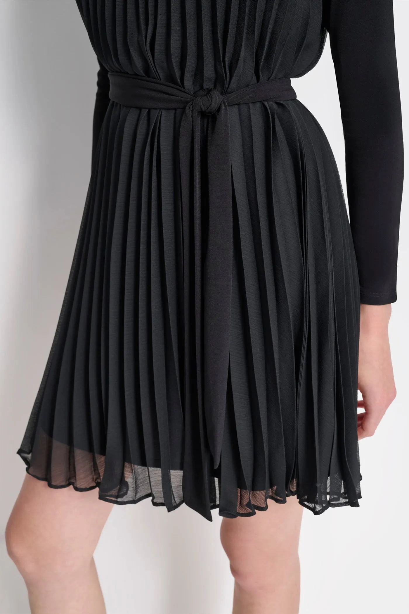 LONG SLEEVE PLEATED DRESS