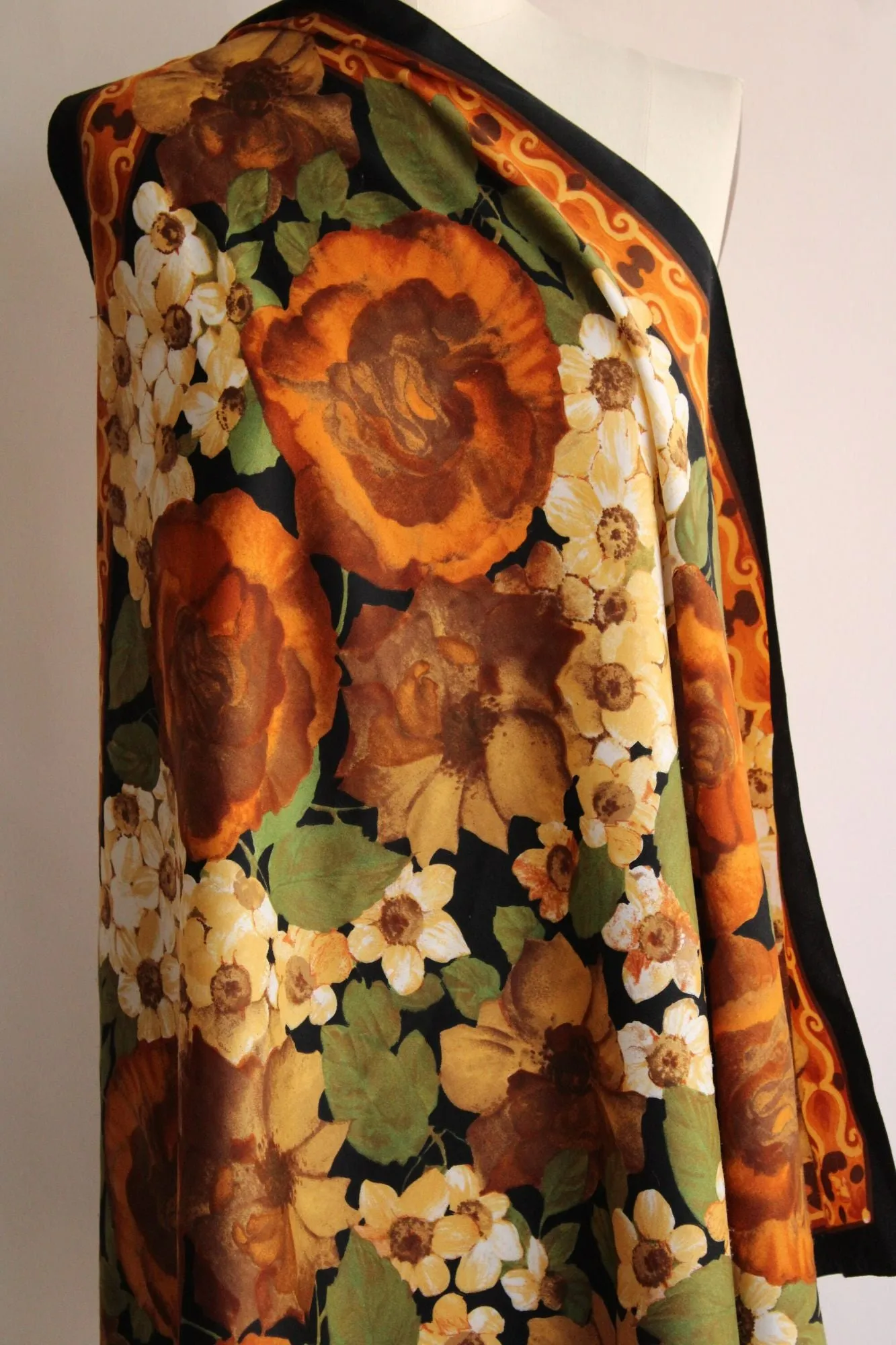 Vintage Elaine Gold Autumn Flowers Scarf