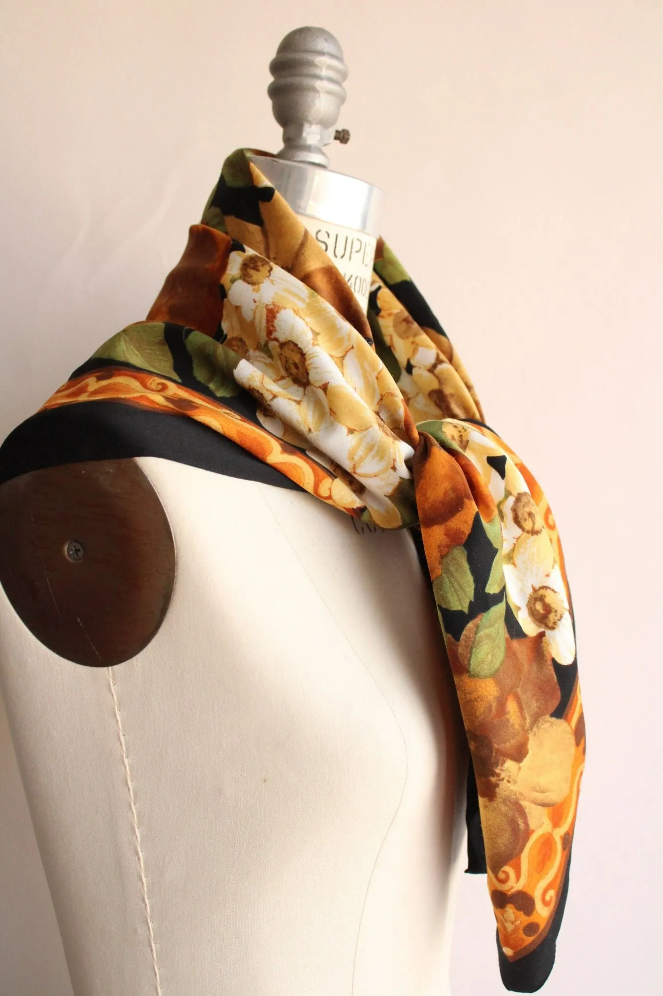 Vintage Elaine Gold Autumn Flowers Scarf