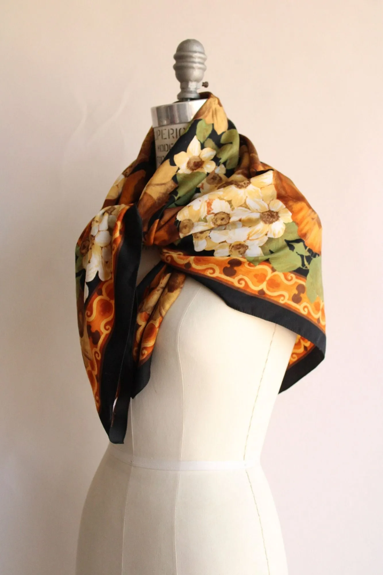 Vintage Elaine Gold Autumn Flowers Scarf