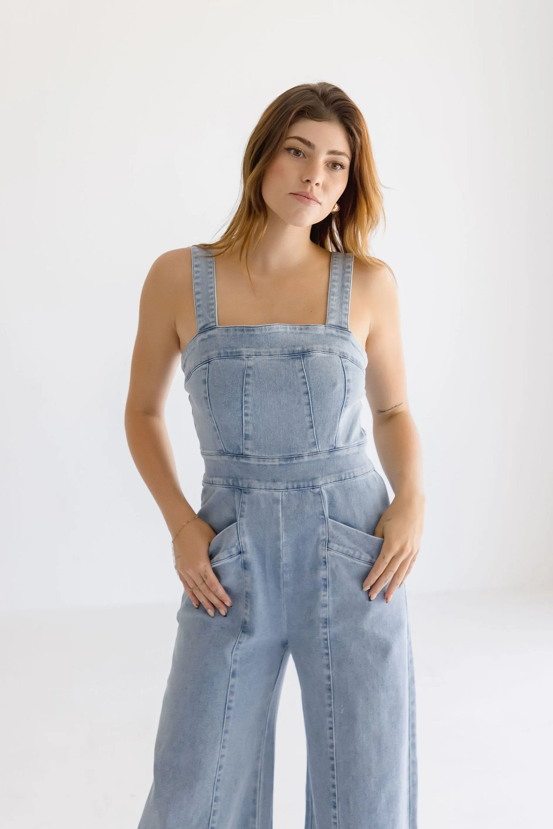 Waitlist 1/5 ♥ Joey Sleeveless Wide Leg Denim Jumpsuit Light Wash